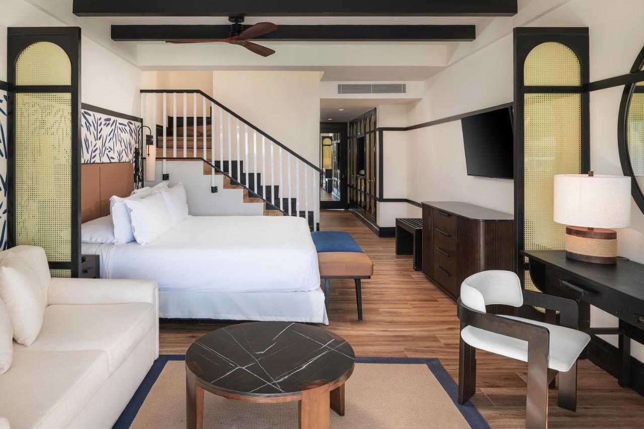 Ocean Eden Bay (Adults Only) Hotel Spring Rises Luaran gambar A suite at the hotel
