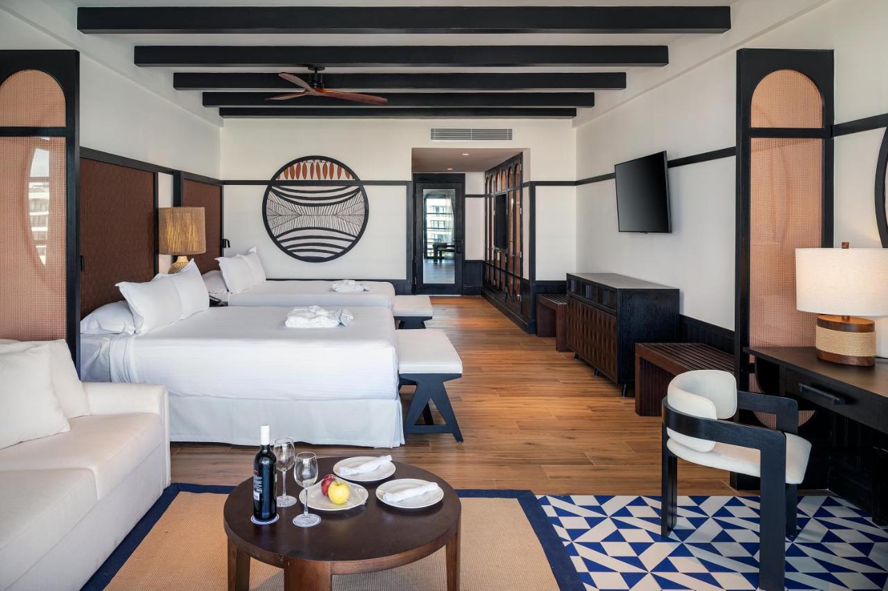 Ocean Eden Bay (Adults Only) Hotel Spring Rises Luaran gambar A room at the hotel