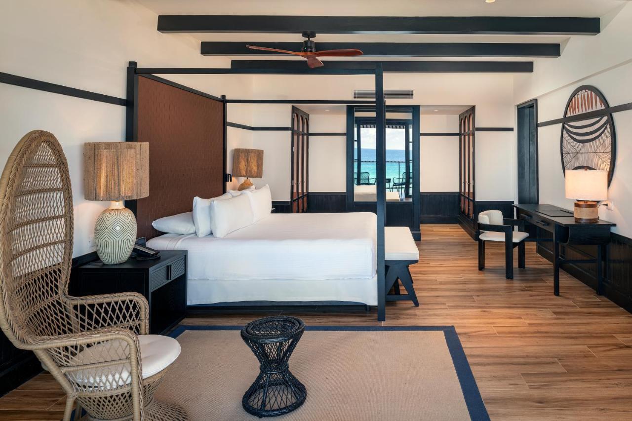 Ocean Eden Bay (Adults Only) Hotel Spring Rises Luaran gambar A bedroom at the hotel