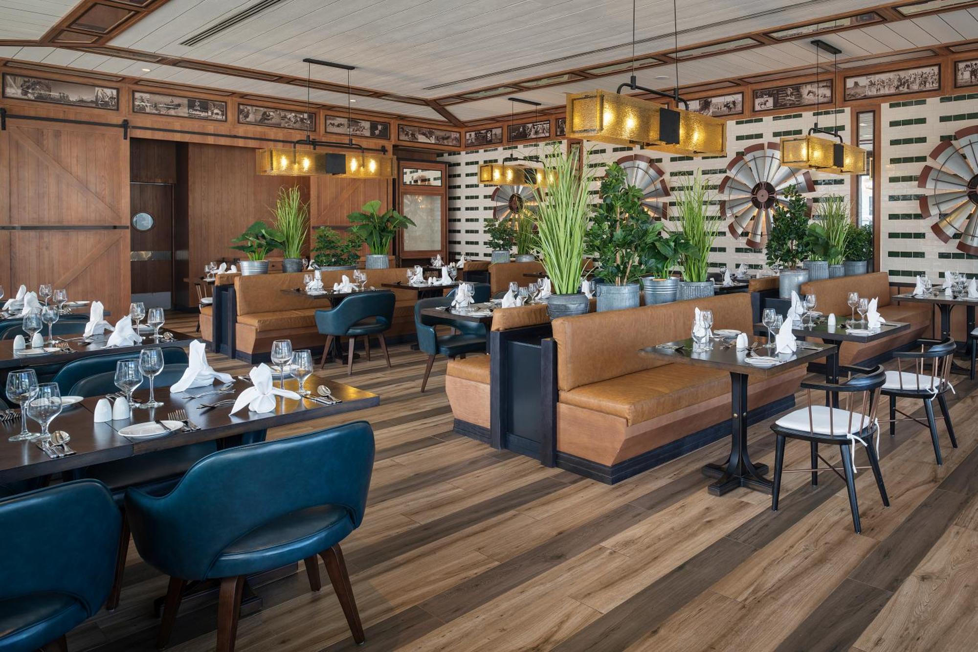 Ocean Eden Bay (Adults Only) Hotel Spring Rises Luaran gambar The interior of the restaurant