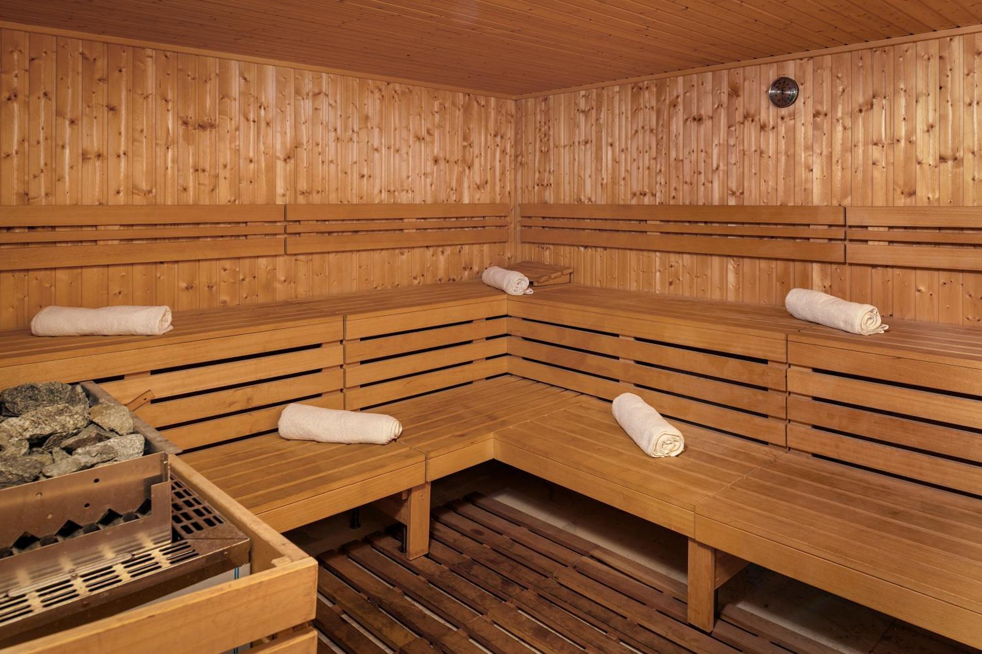 Ocean Eden Bay (Adults Only) Hotel Spring Rises Luaran gambar A Finnish sauna